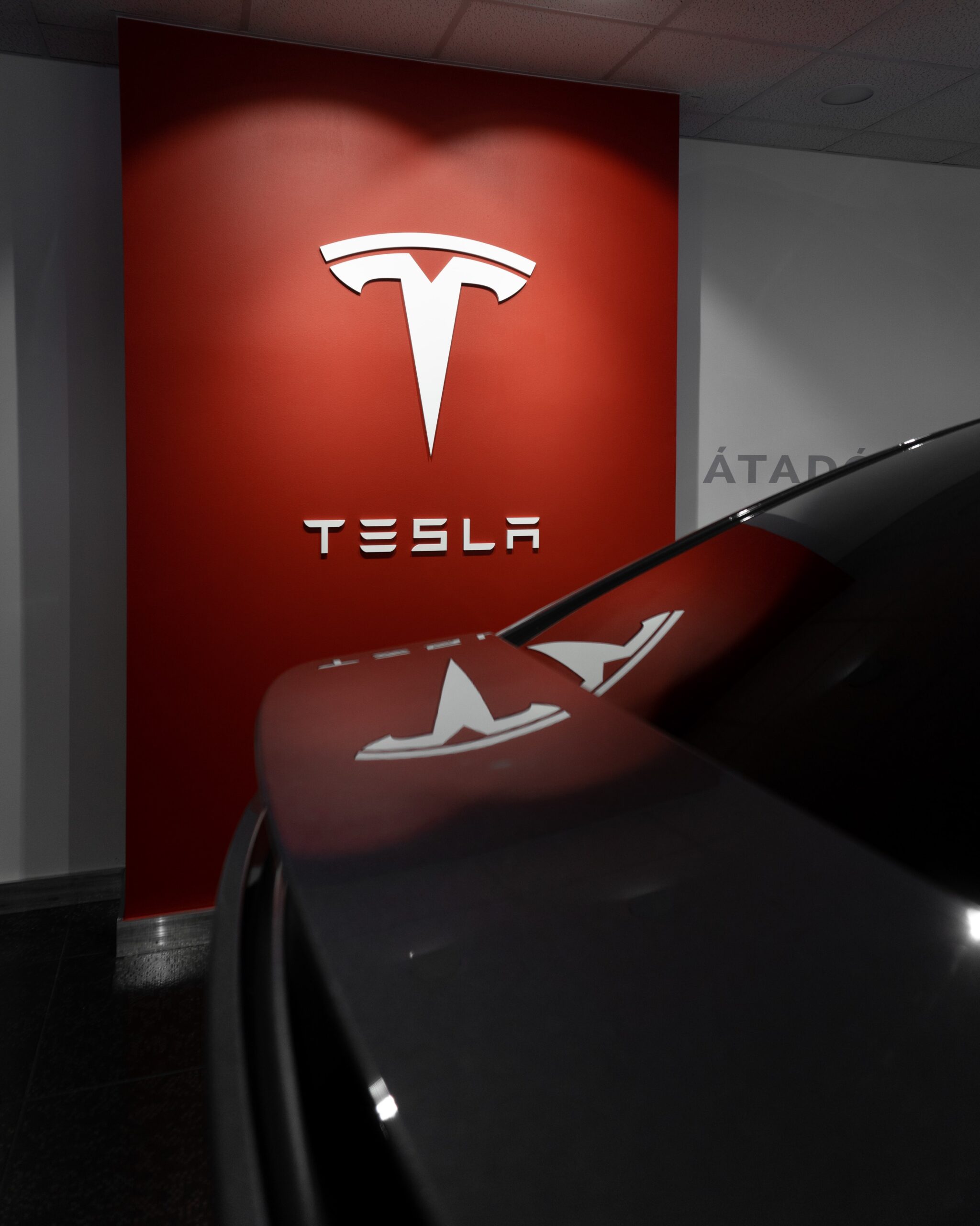 Tesla reaches milestone with first $1B quarterly profit