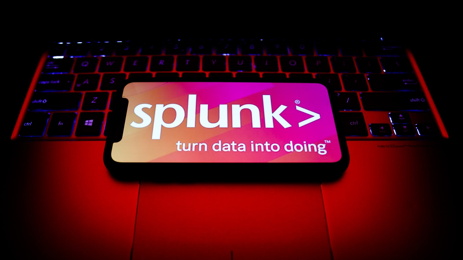 Cisco acquires cybersecurity firm Splunk for a record $28 billion in cash.