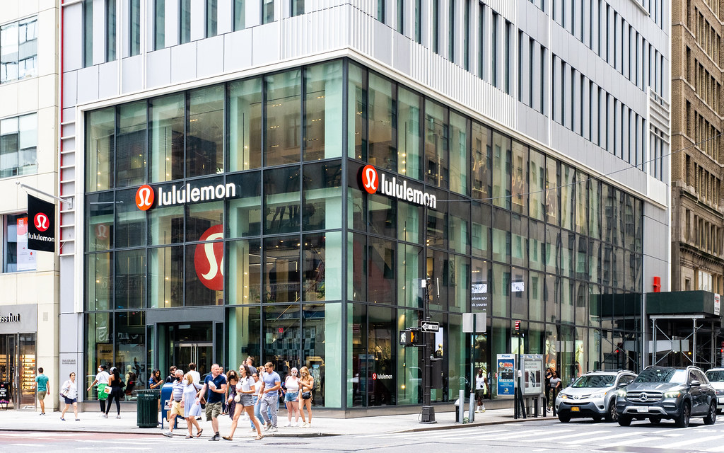 Lululemon’s Big Step into Men’s Footwear Market