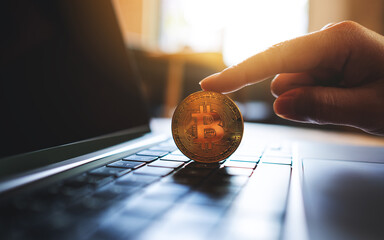 As Bitcoin Maintains its Position Over $51K, ETH, UNI, FIL, and GRT Showcase Bullish Momentum