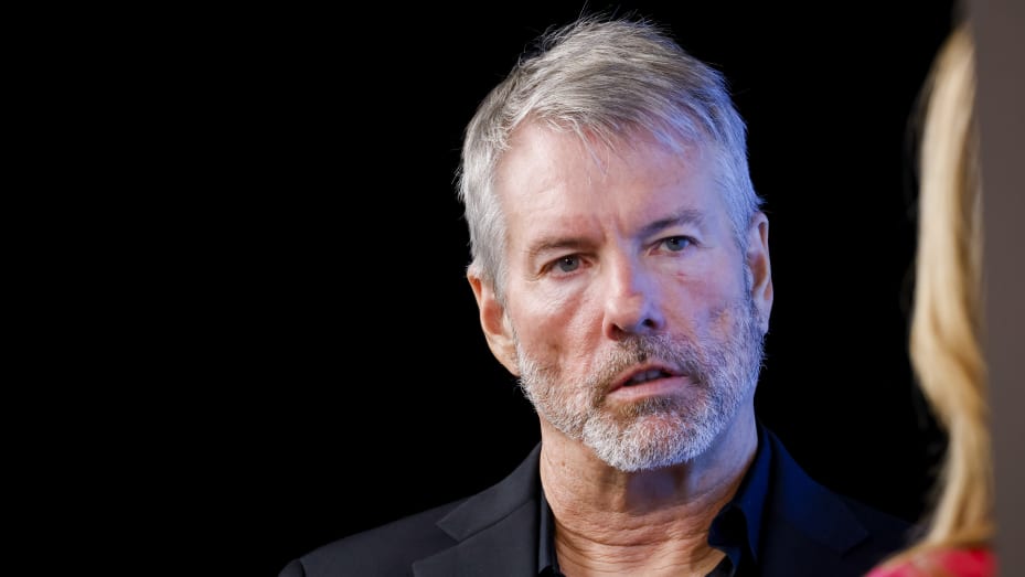 MicroStrategy’s Michael Saylor Benefits Significantly from Bitcoin Investment Amid Record Gains