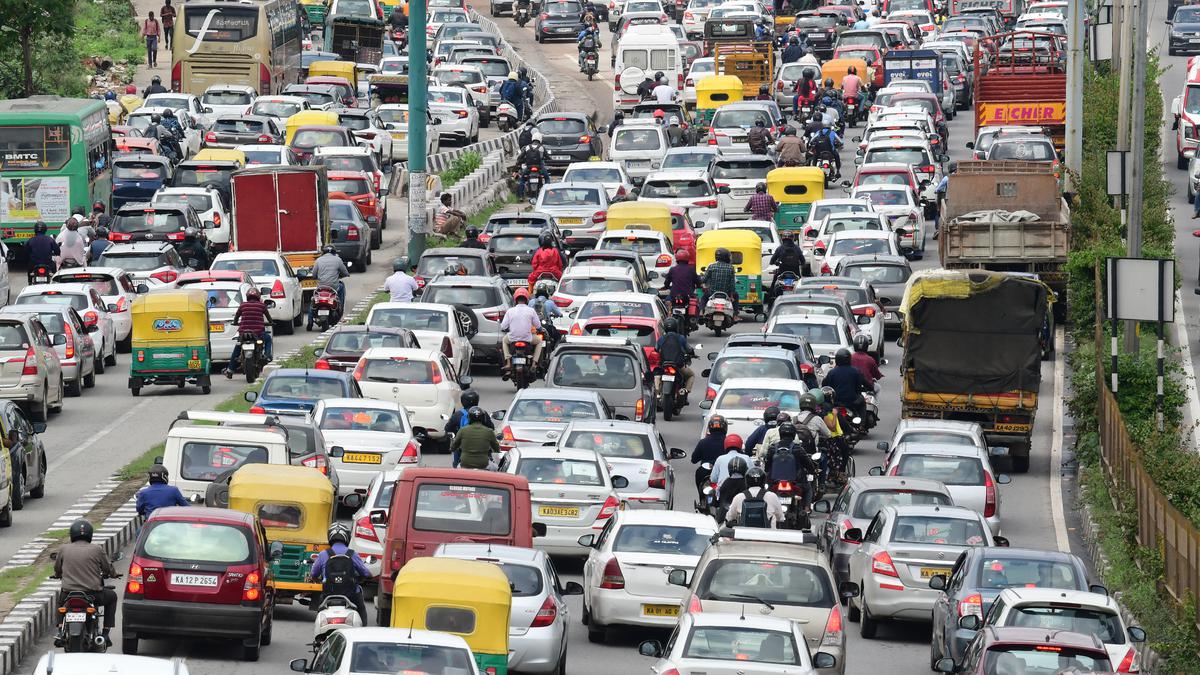 Google is assisting Bengaluru in addressing its traffic issues by combining AI technology with traffic lights.