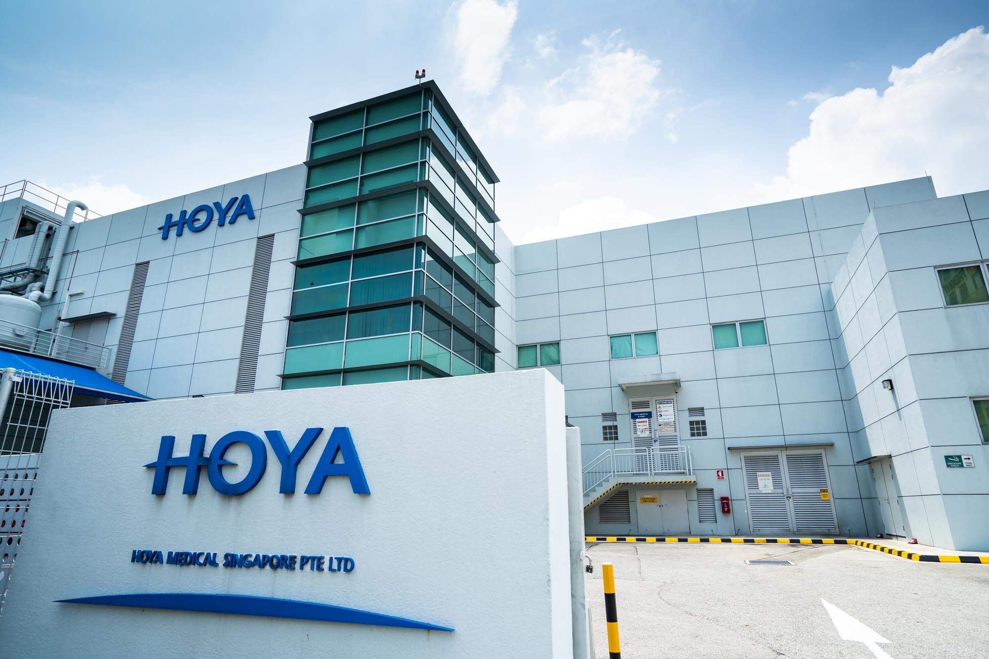 Japanese lens manufacturer Hoya pauses operations due to a cyberattack.