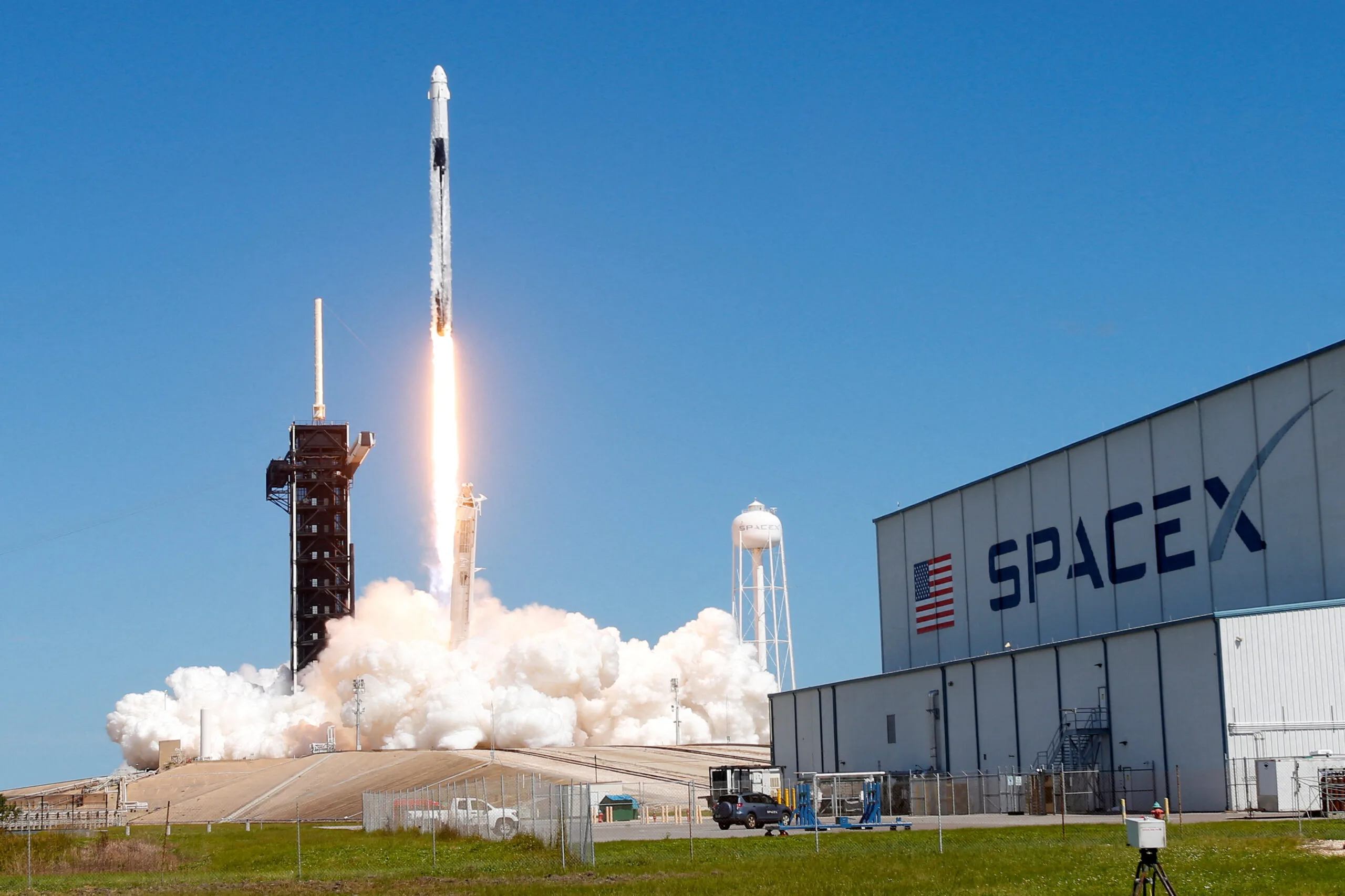 SpaceX Prepares for Fourth Starship Flight, Targets Heat Shield Durability