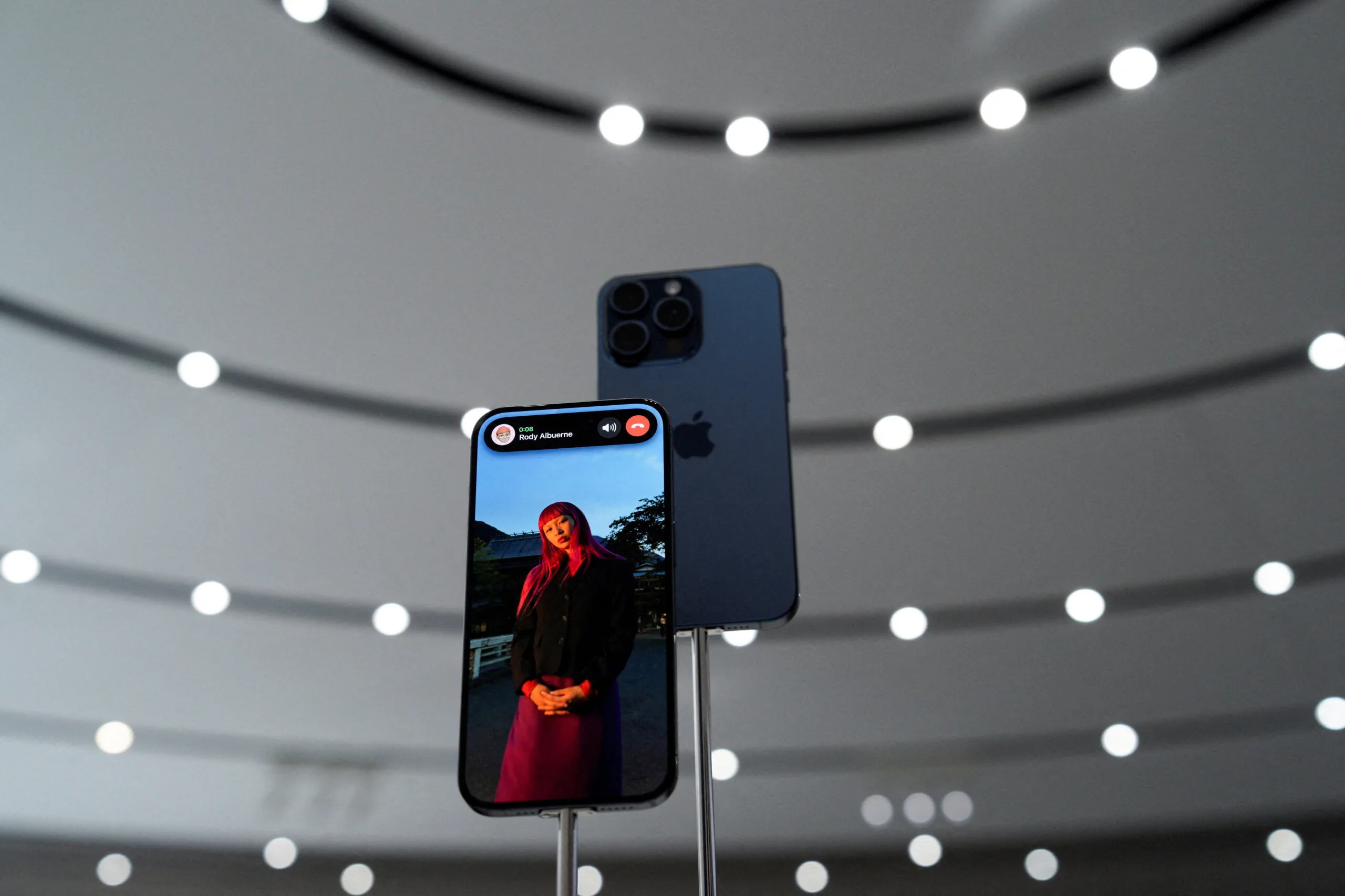 Apple’s WWDC 2024 to Showcase New AI Features, Including OpenAI Partnership