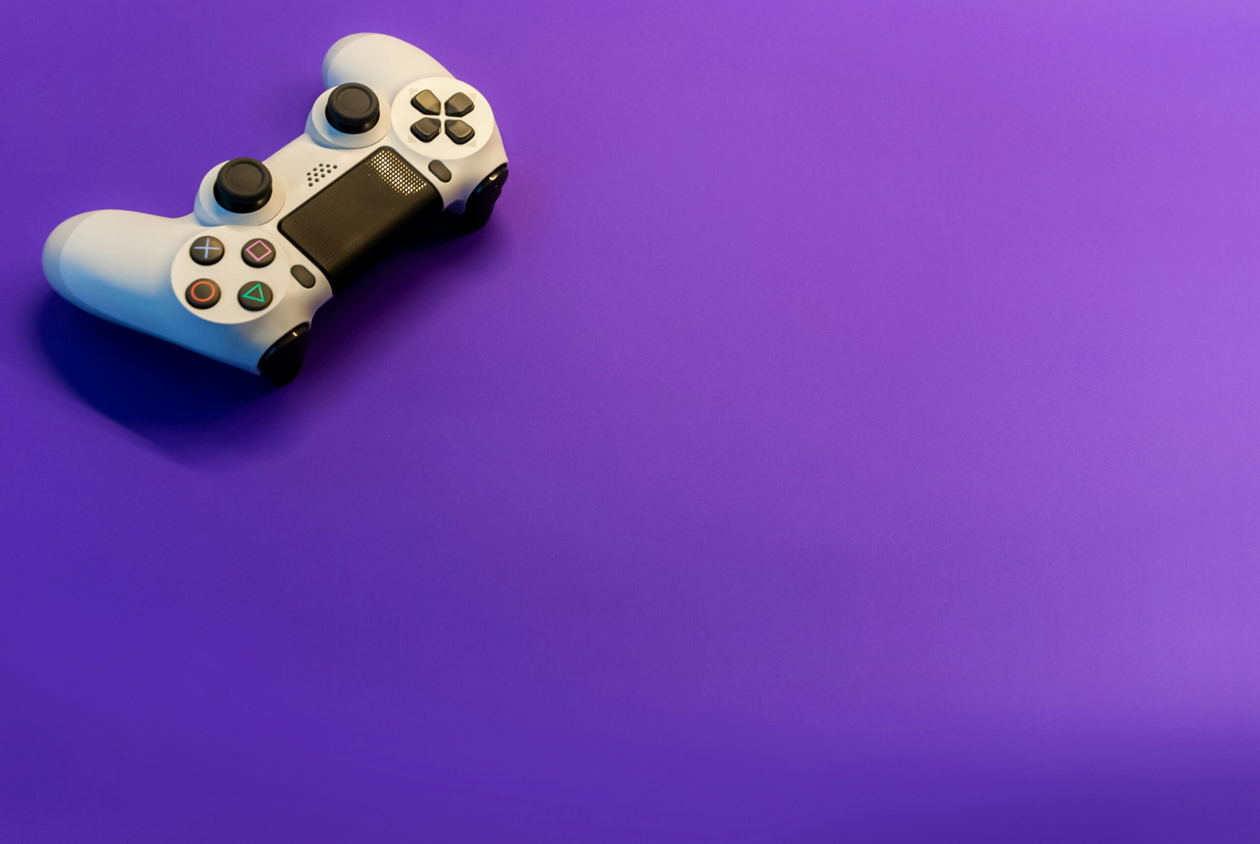 Survey Reveals Most Gamers Unfamiliar with Blockchain Gaming