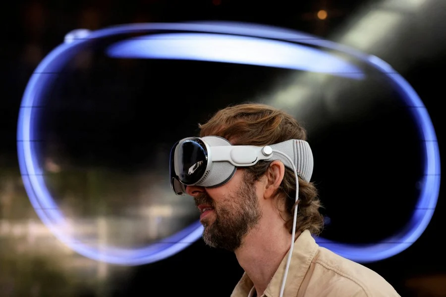 Apple’s Vision Pro Team Reportedly Working on Lower-Cost Headset