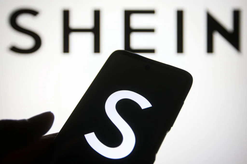 China Proposes New Regulations to Boost Cross-Border E-Commerce