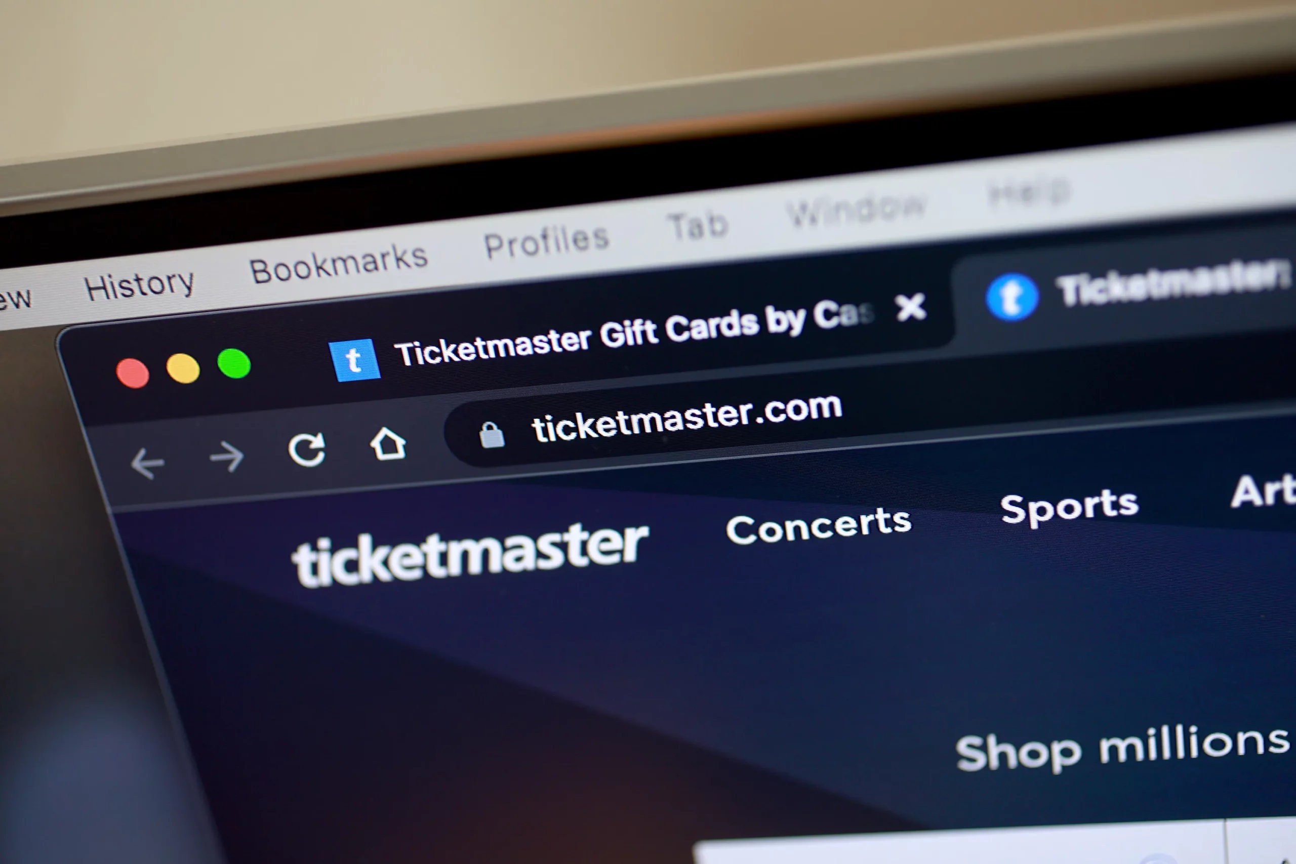 Snowflake Denies Vulnerabilities After Ticketmaster and Santander Data Exposed