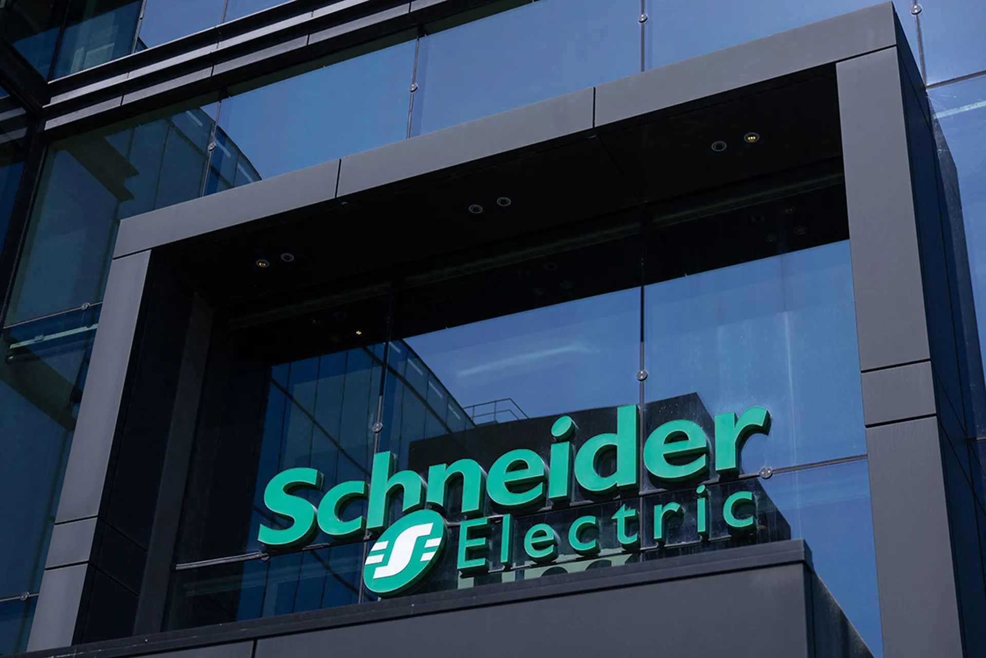 Schneider Electric and Nvidia Team Up to Create AI Data Center Cooling Systems