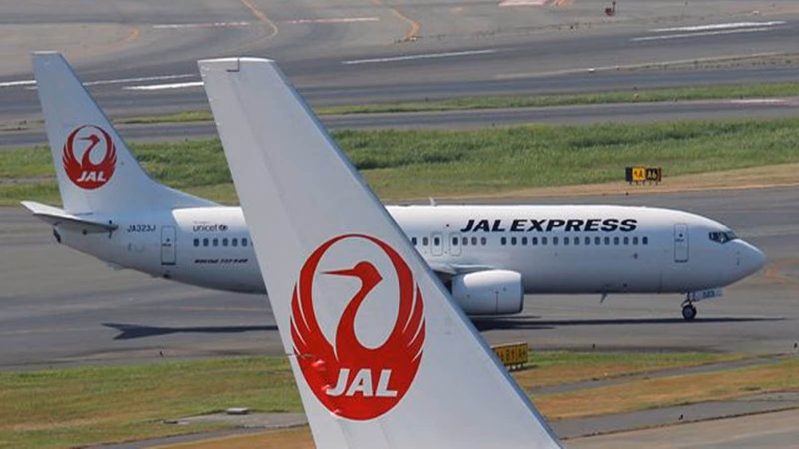 Japan Airlines Overcomes Cyberattack to Resume Ticket Sales