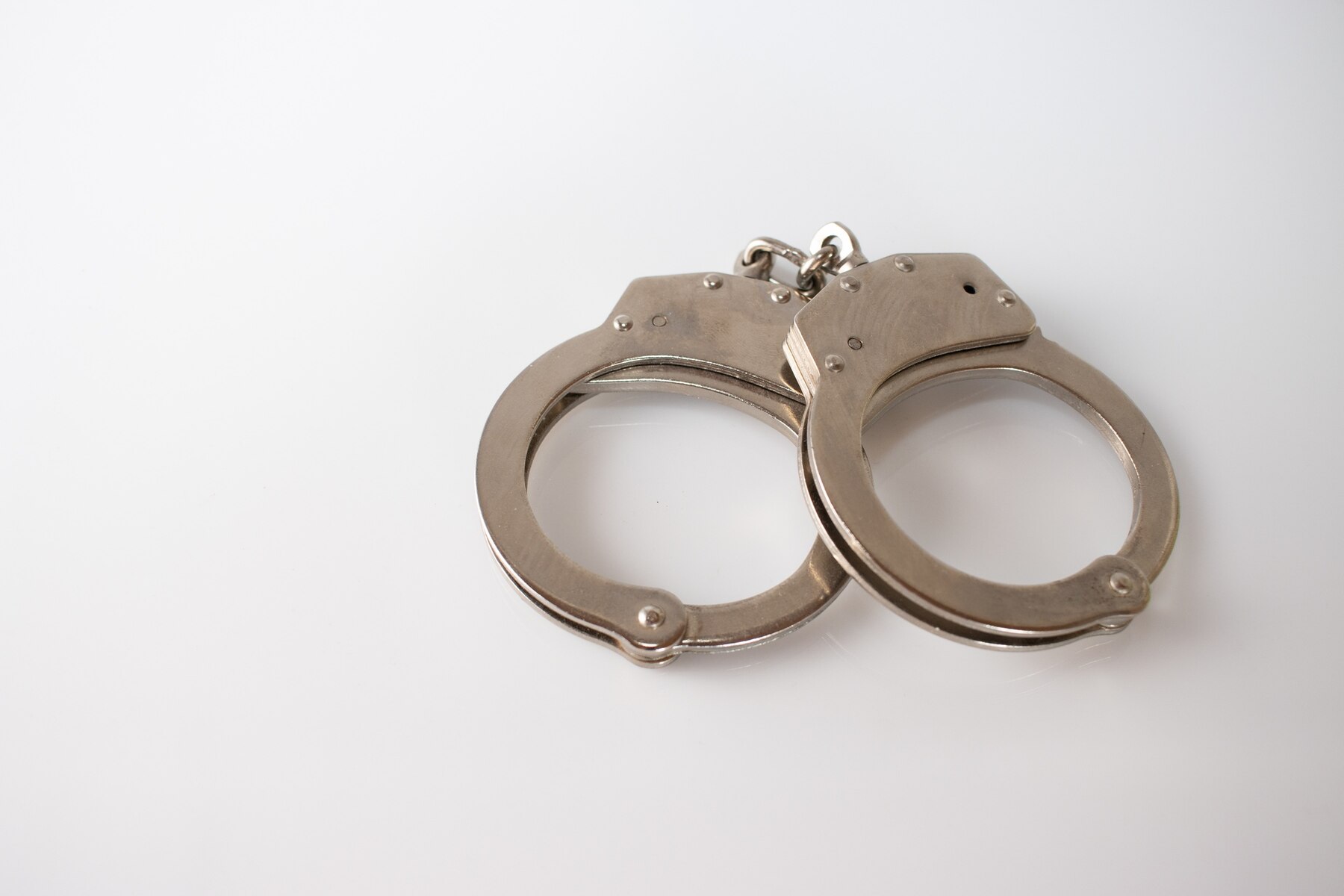 Arizona Impersonator Allegedly Steals $300K in Crypto by Posing as Uber Driver
