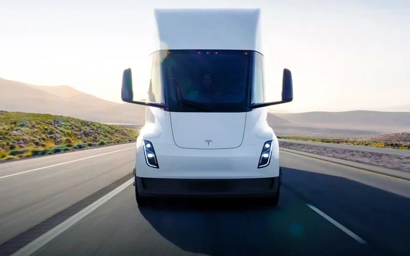 Illinois Electric Truck Charging Initiative Receives $100 Million Boost
