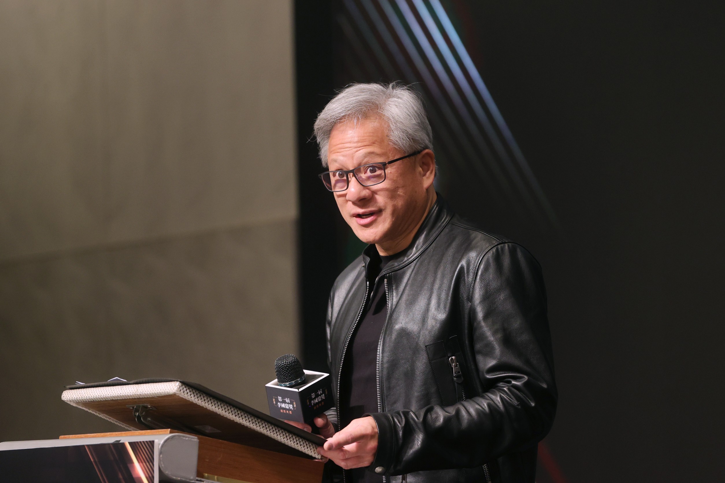 Jensen Huang Discusses DeepSeek’s AI Model and Its Compute Demands
