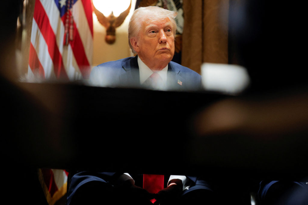 Trump Signs Executive Order Tightening Voter Citizenship Proof Rules