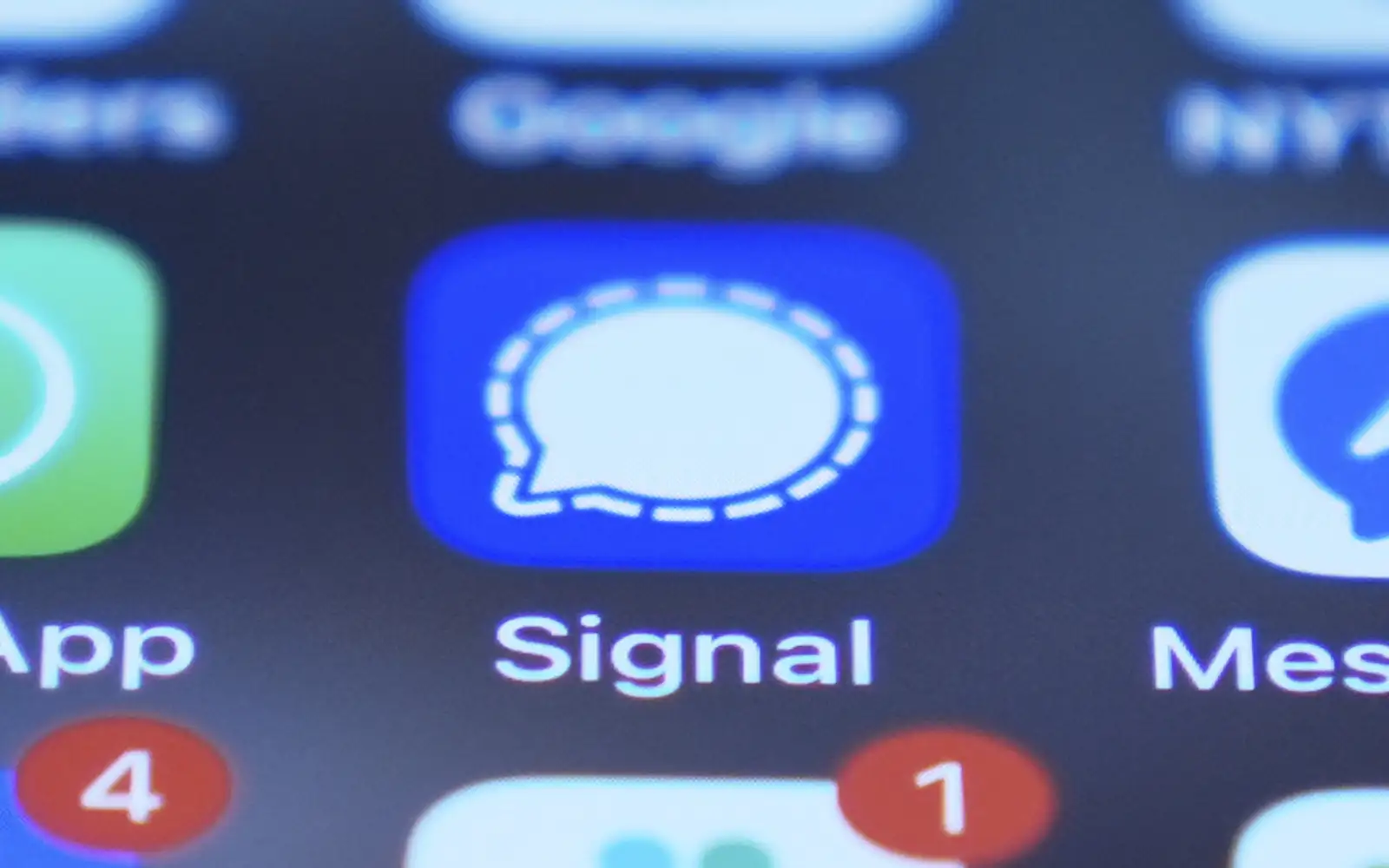 Signal App Security Flaw Exposed by Russian Hackers, Pentagon Reports