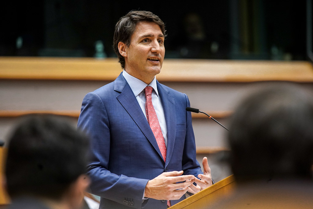 Trudeau Calls Trump’s Tariffs ‘Dumb’ as Retaliation Looms