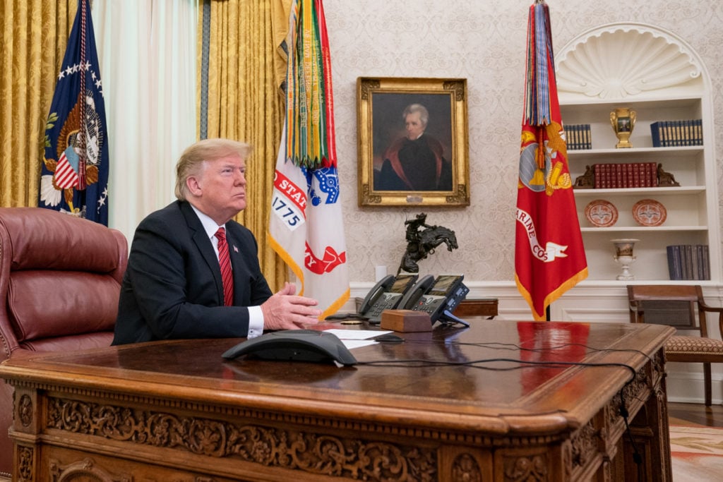 Trump Urges the Fed to Cut Rates to Help Economy Adjust to Tariffs