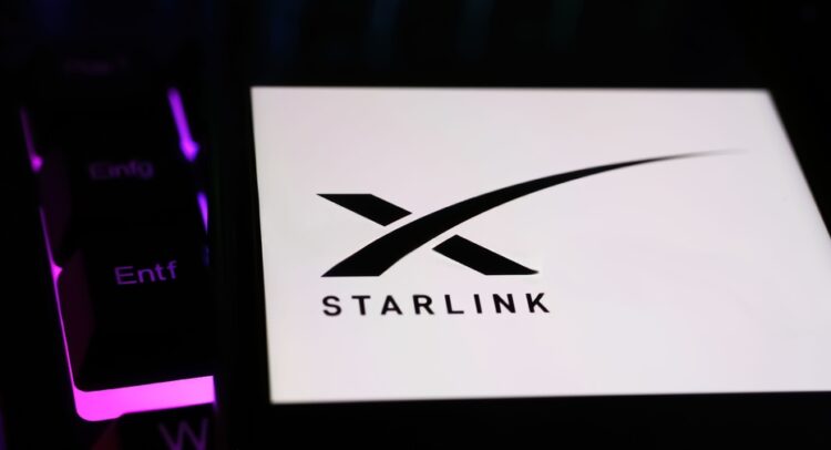 SpaceX Plans New Starlink Dishes for Gigabit-Level Speeds