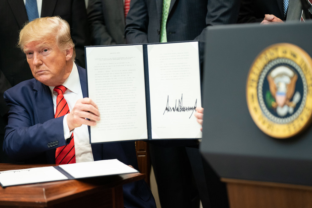 Trump Claims Canada Would ‘Cease to Exist’ Without U.S. and Suggests Higher Auto Tariffs