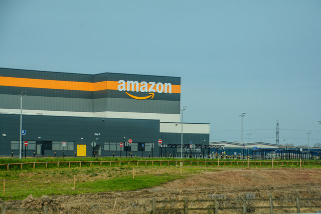 Amazon Joins Big Tech in Reassessing AI Spending Strategy