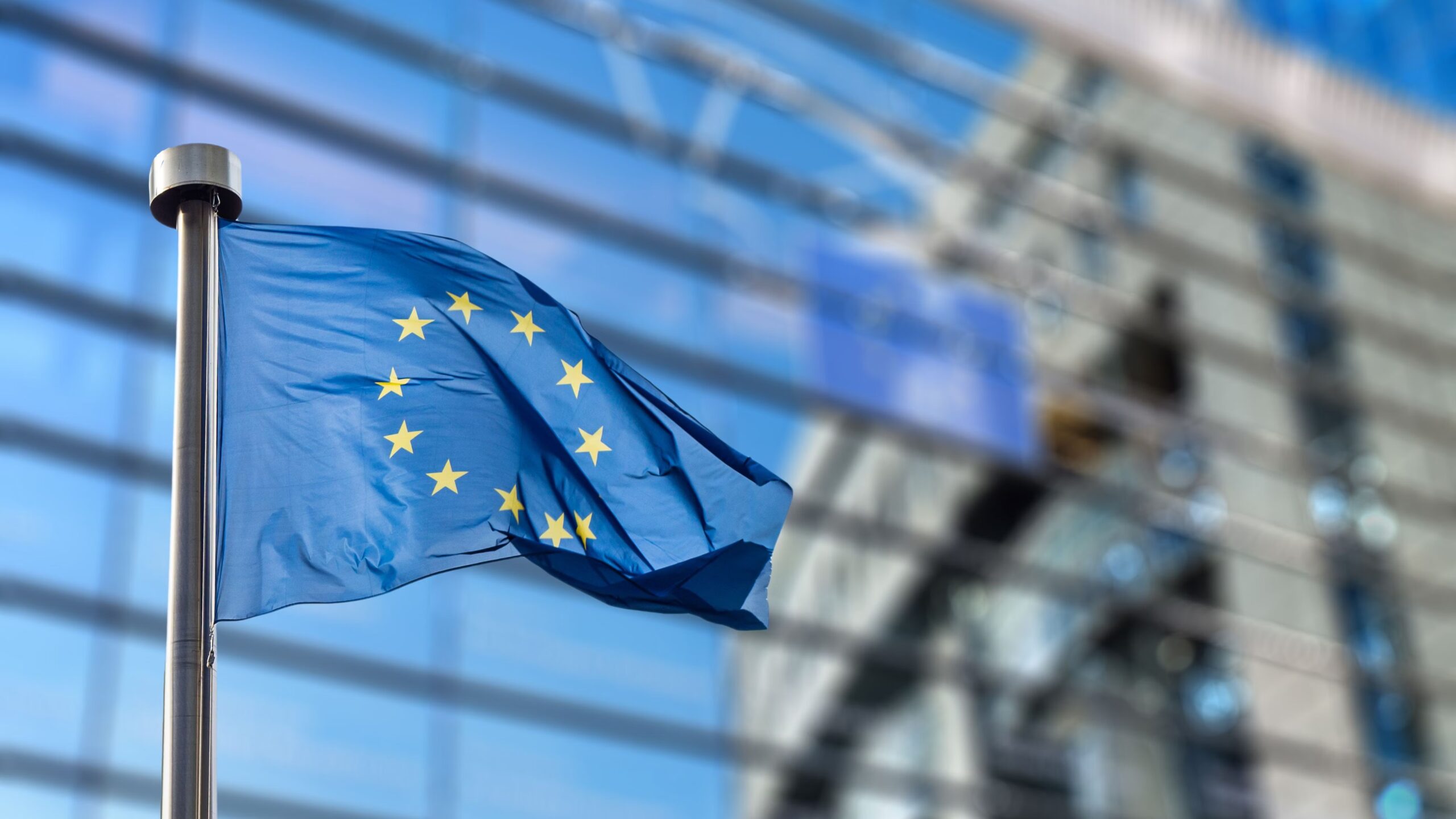Europe aims to lead AI revolution with new rules and infrastructure investments