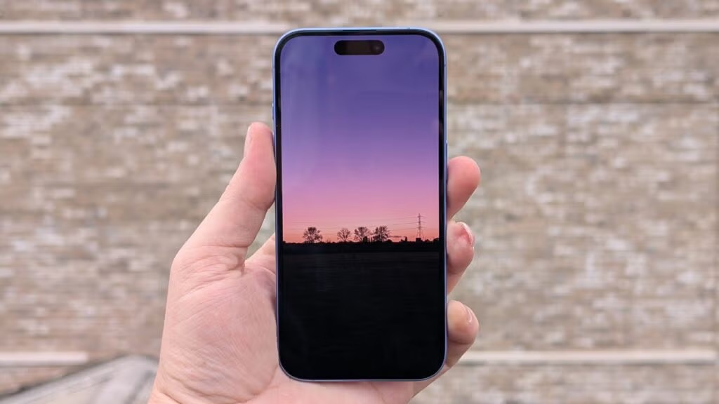 iPhone 17 Air Leaked in Video with Remarkably Thin Design