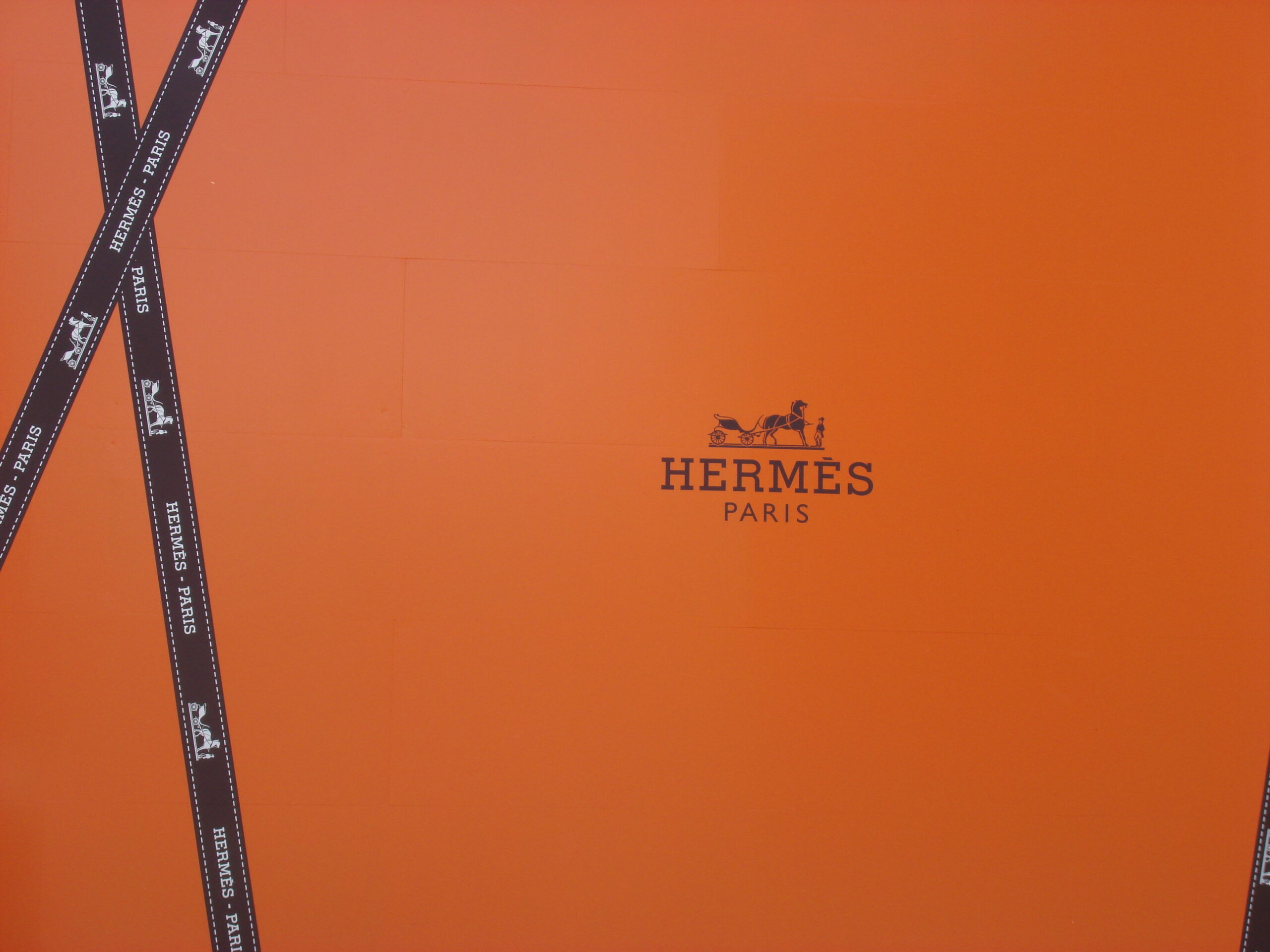 Hermès to Raise U.S. Prices for Iconic Bags and Scarves Due to Trump Tariffs