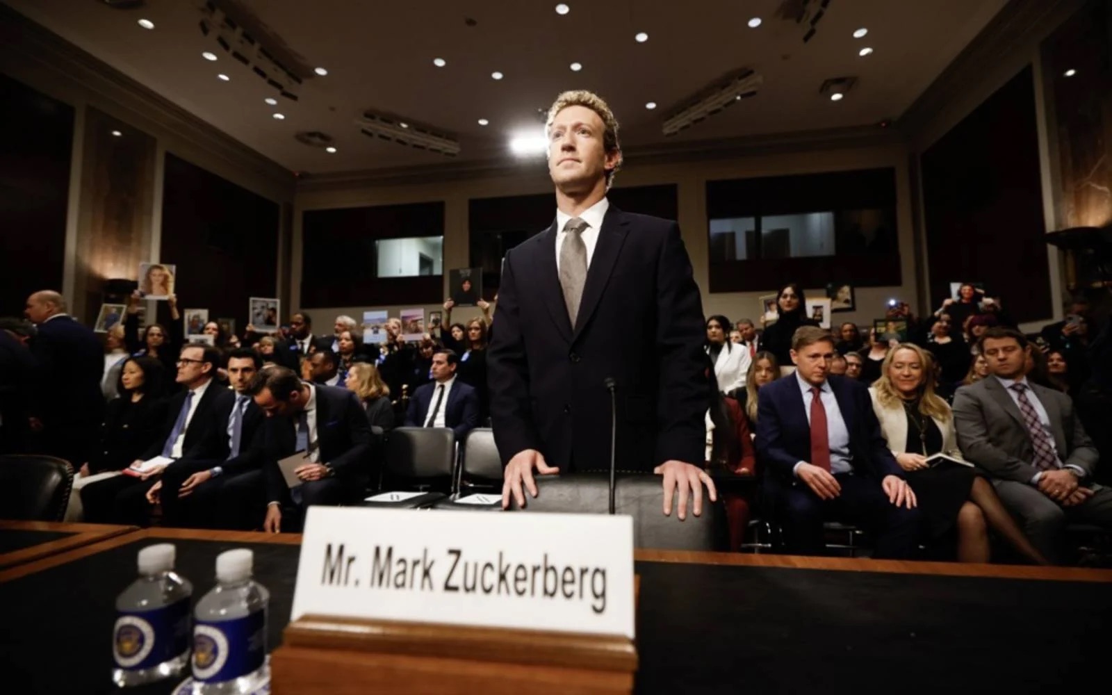 Mark Zuckerberg Stands by Meta in Social Media Monopoly Trial