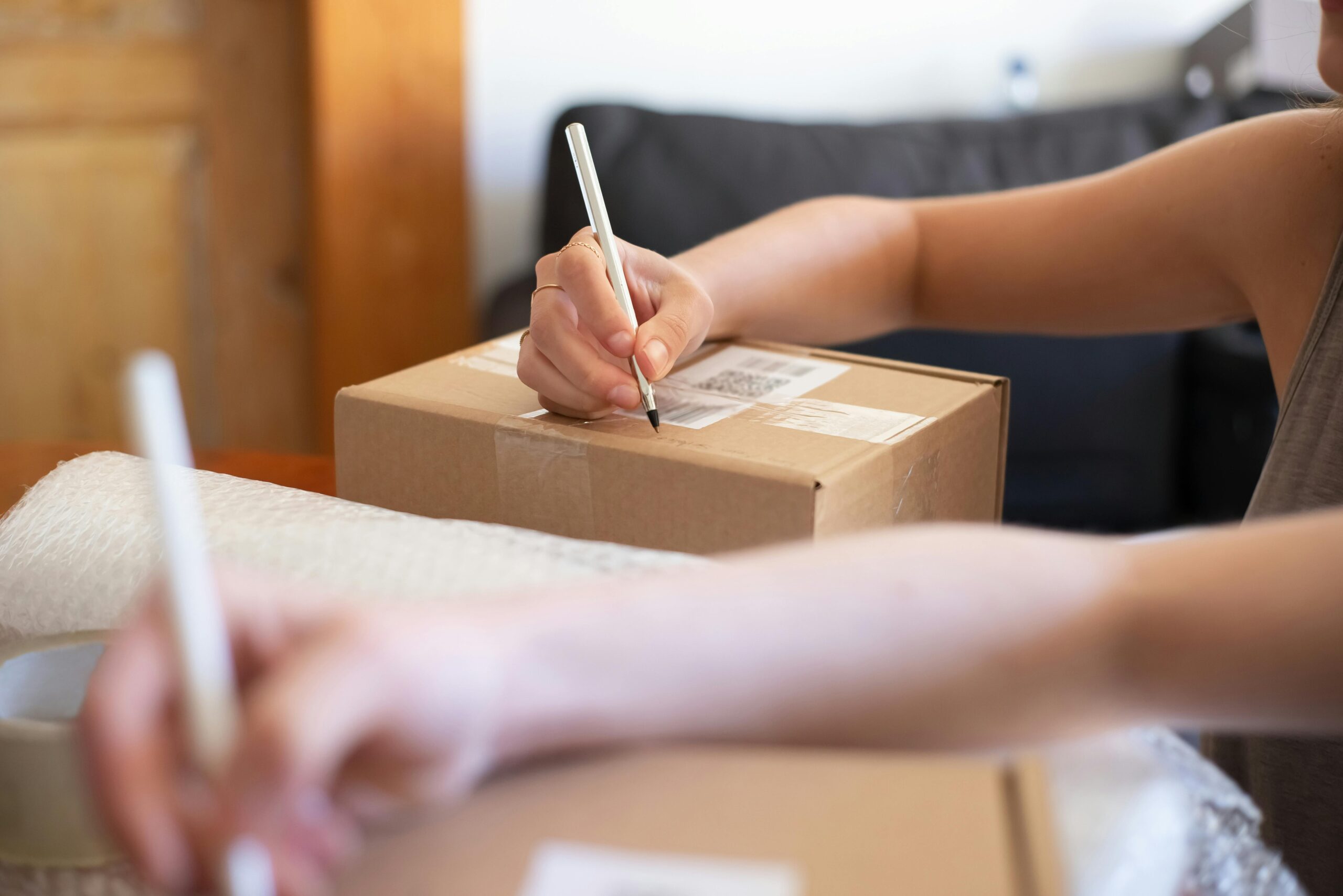 UK Government Reviews Tax-Free Parcel Rule for Shein and Temu