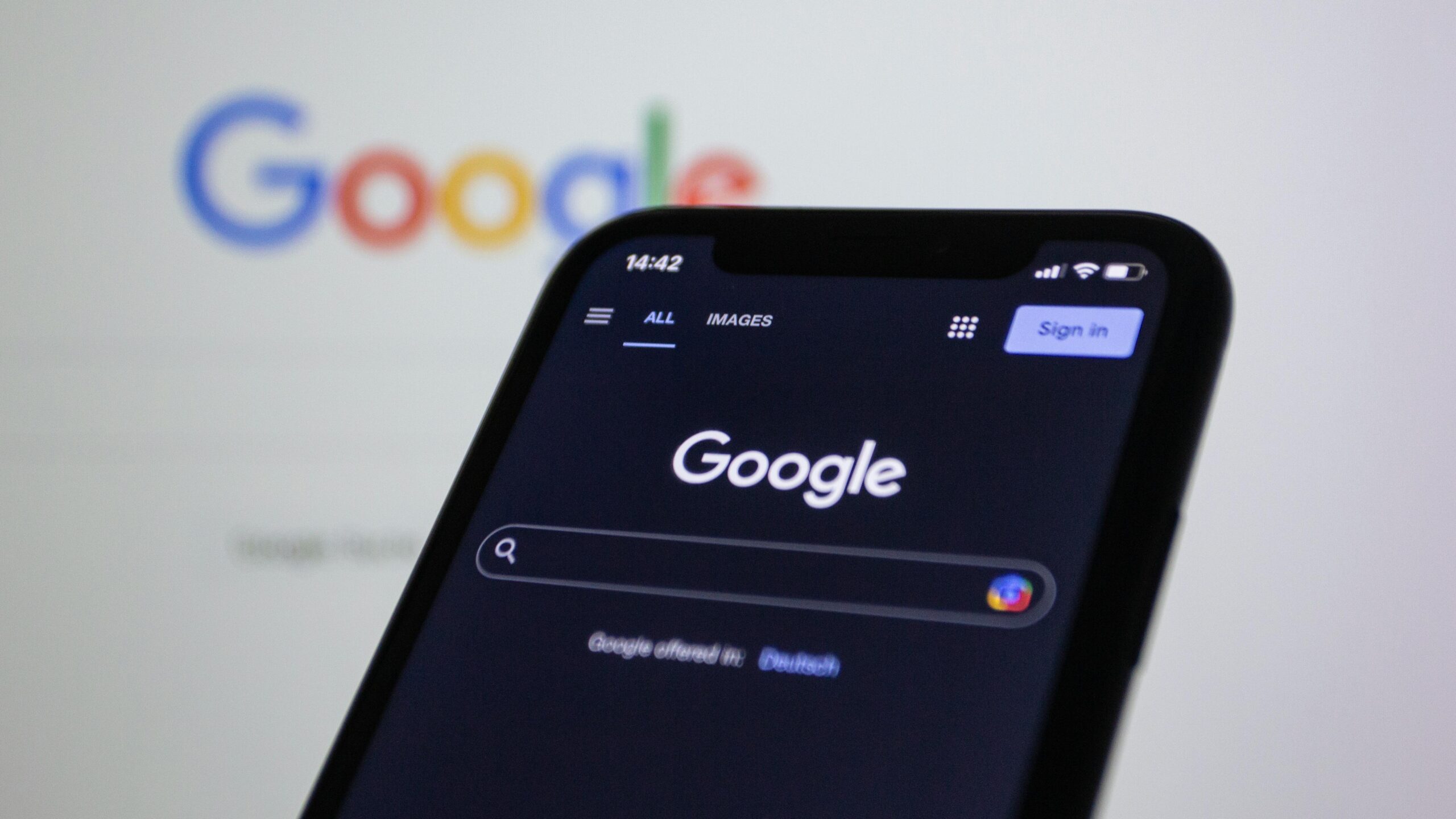 Google Requires Remote Workers to Return to Office Three Days a Week