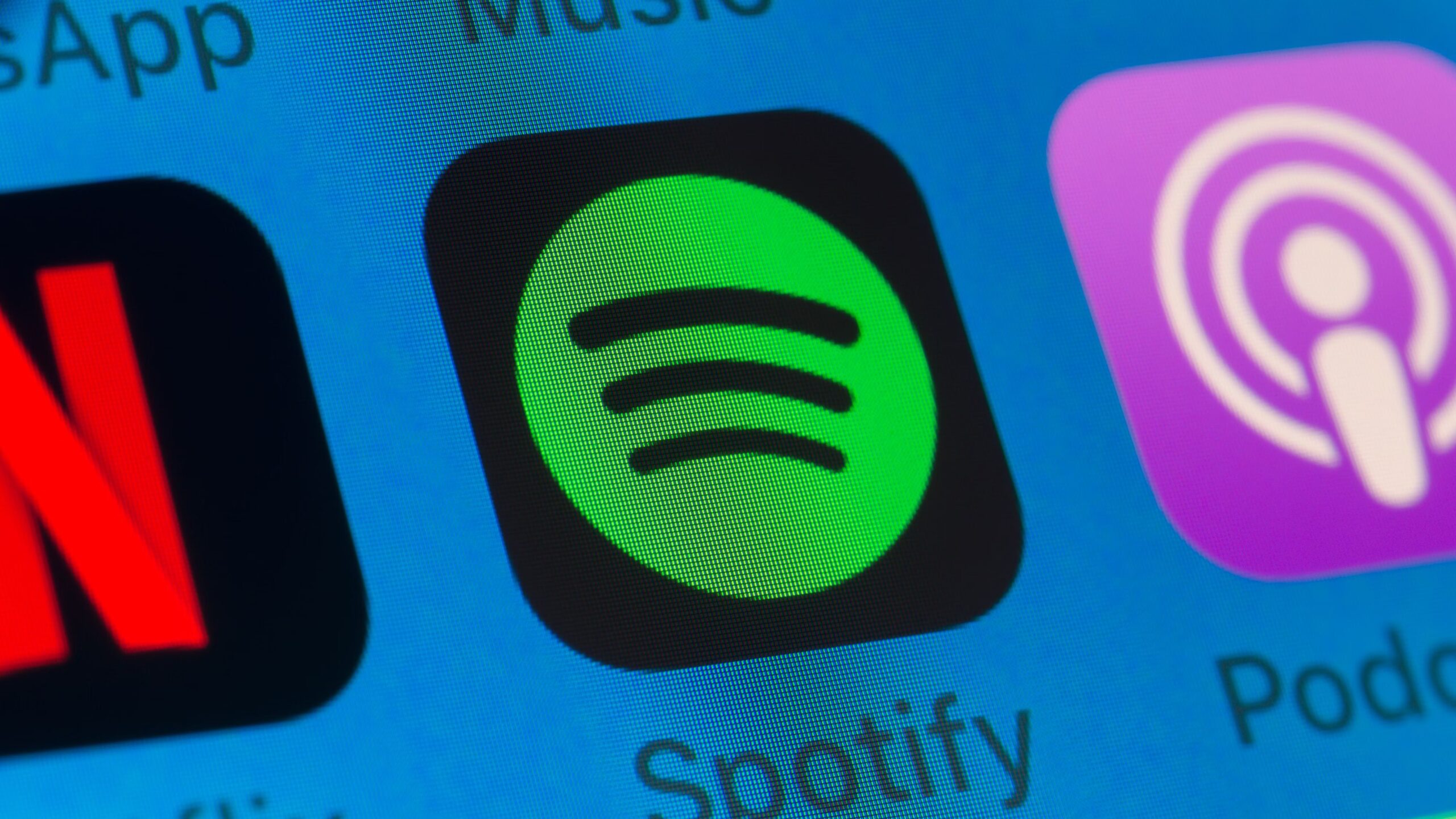 Spotify Caught Hosting Fake Podcasts Promoting Dangerous Prescription Drugs