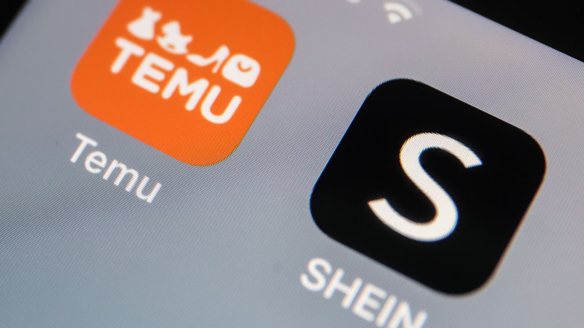 EU Introduces €2 Fee on Small Parcels Targeting Shein and Temu