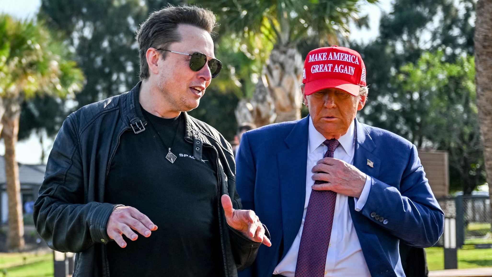 Musk’s DOGE Unit Uses Customized Grok AI, Prompting Privacy Concerns