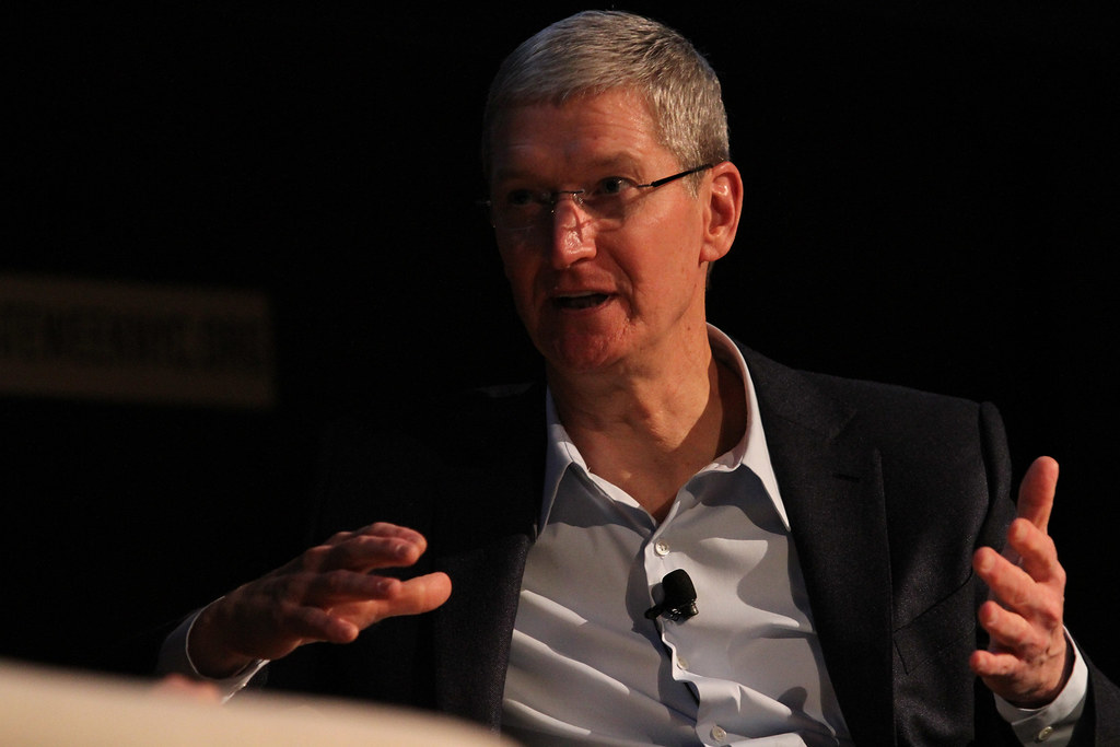 Apple Said to Bear 25% Tariffs, Not Consumers, According to Trump Official