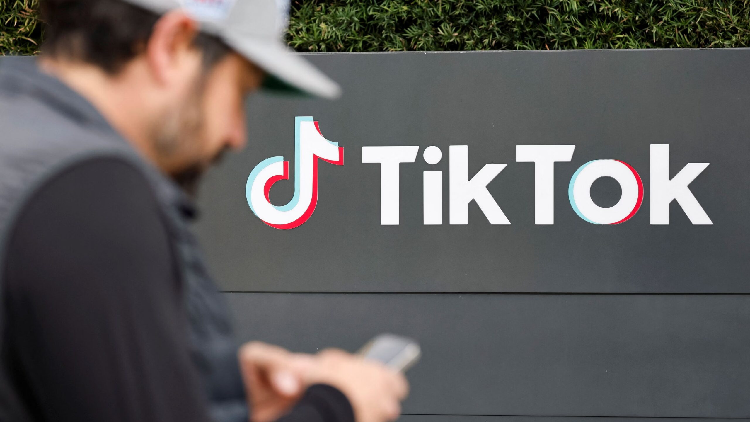 Trump Confirms Additional Delay to TikTok Ban or Sale Deadline