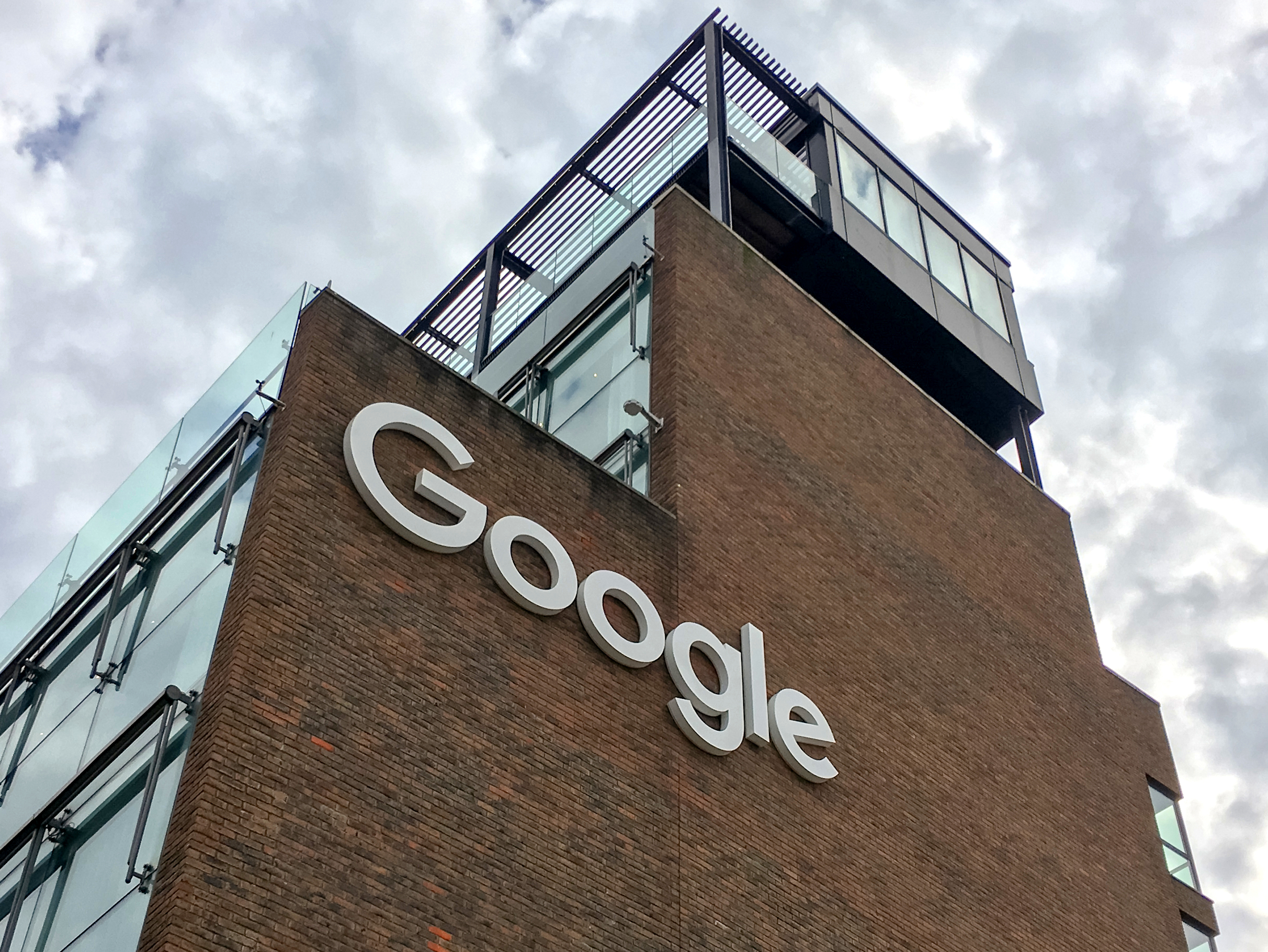 Google Trials Audio Overviews for Search Queries