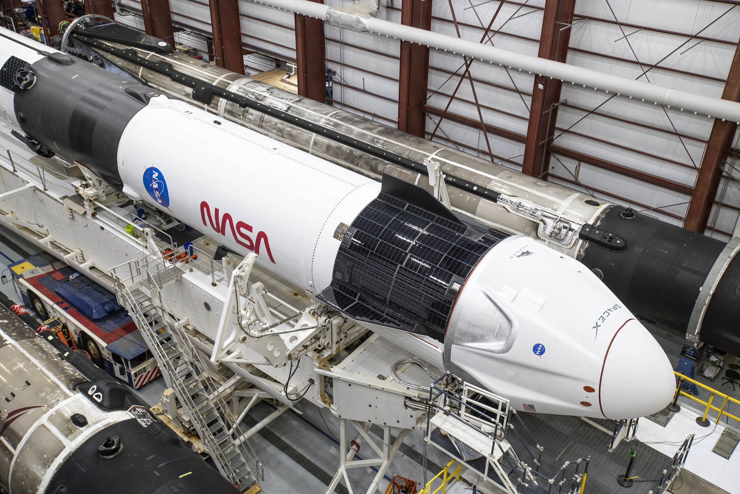 Elon Musk Says SpaceX May Decommission Dragon Spacecraft After Trump Threat — Or Maybe Not