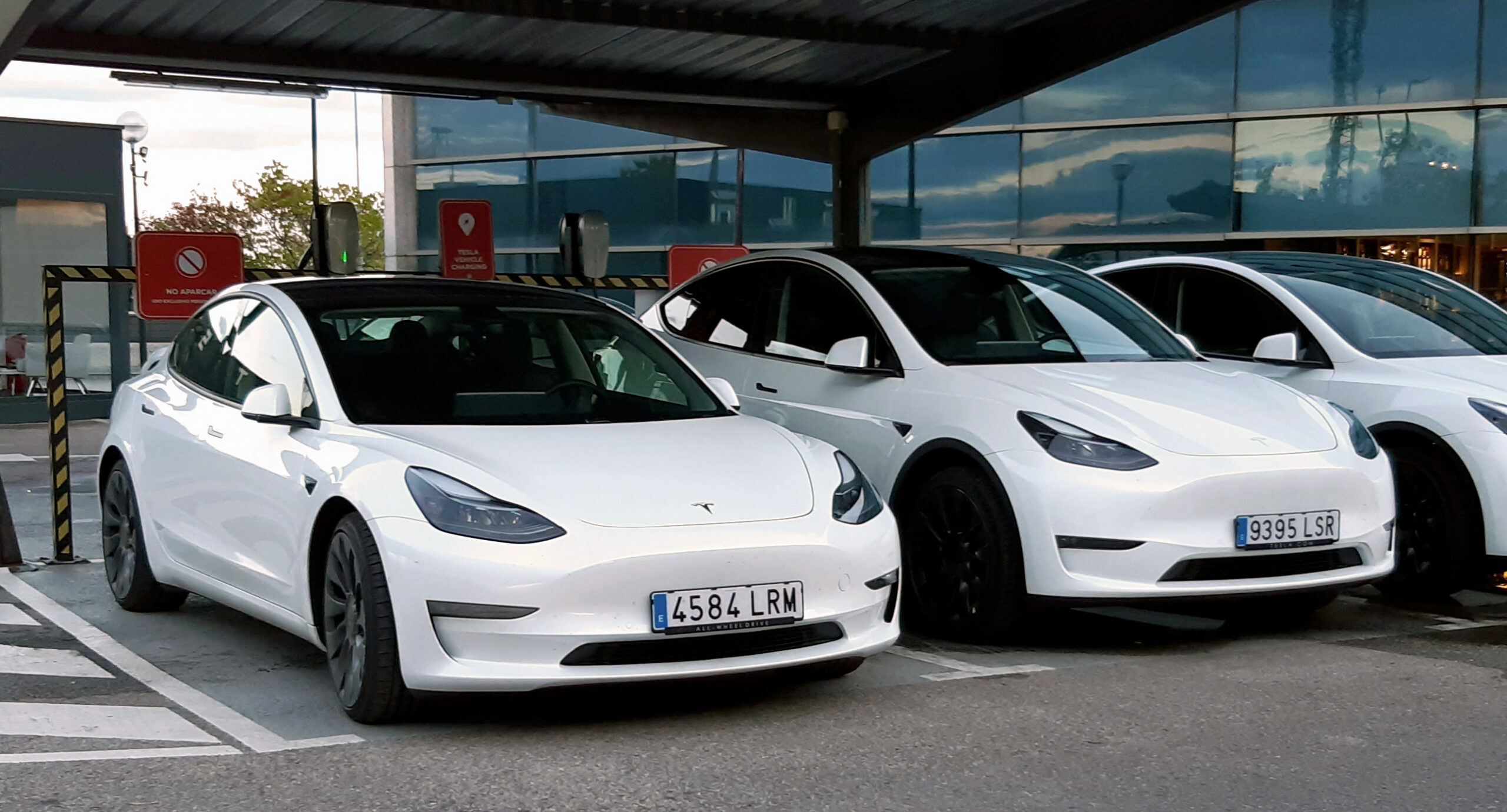 Tesla Sales Bounce Back in Norway, But Europe Struggles