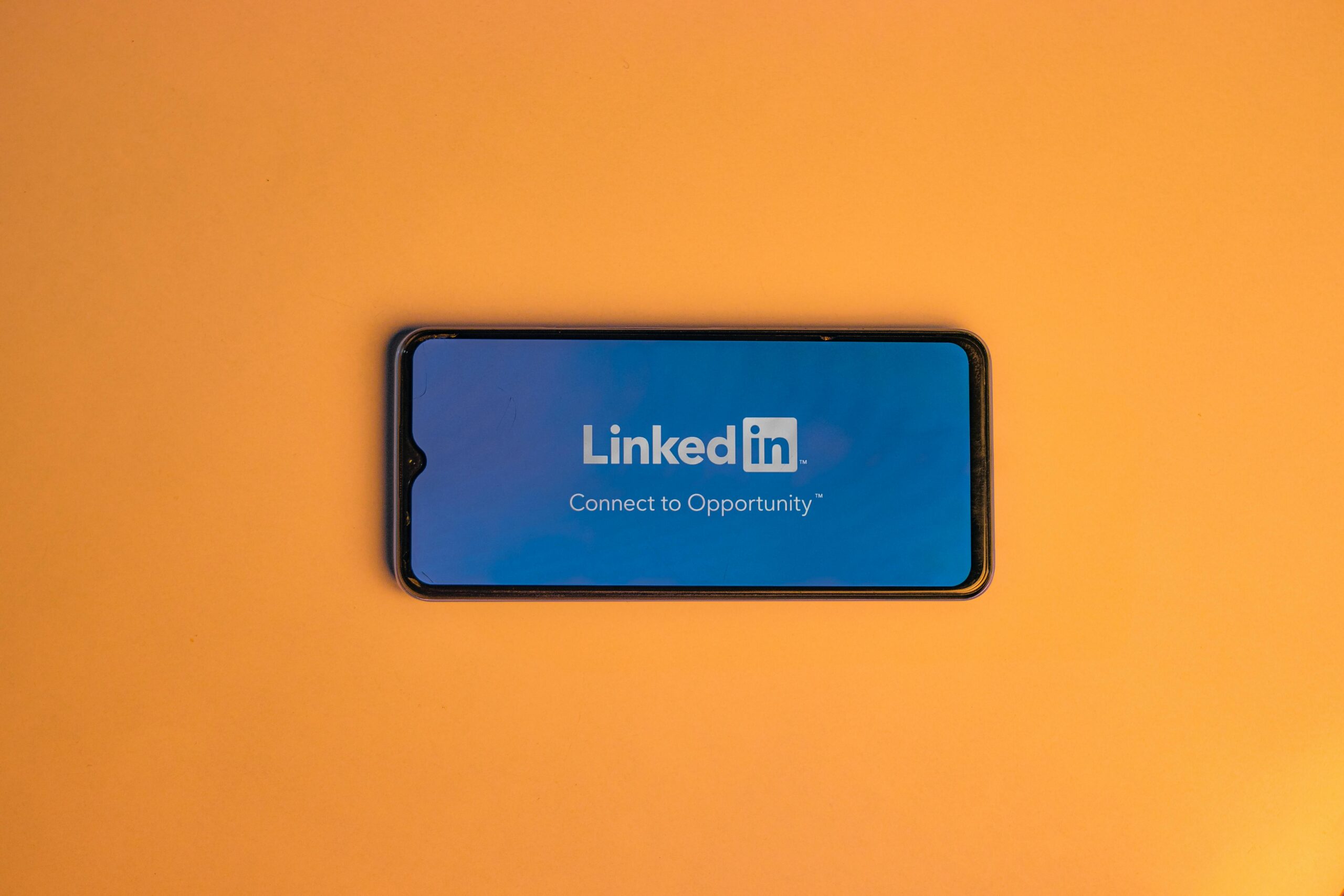 LinkedIn CEO Says AI Writing Assistant Has Fallen Short of Expectations