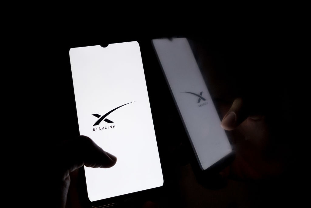 Spyware Exploits Starlink Name to Deceive Iranians Seeking Unfiltered Internet