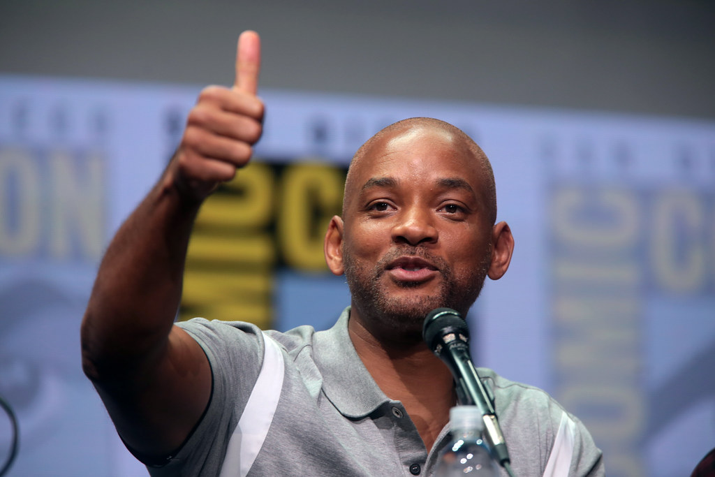 Viewers Claim Will Smith Tour Video Features AI-Generated Crowd