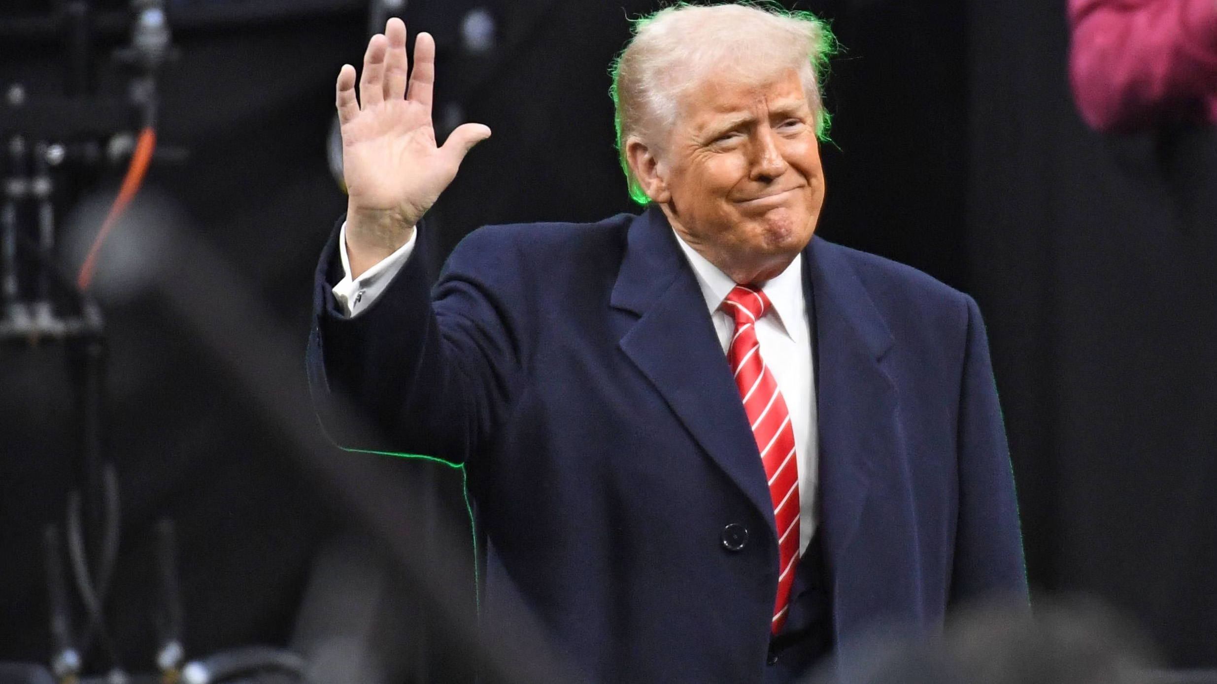 Trump Weighs 11 Contenders for Fed Chair, Including David Zervos and Rick Rieder