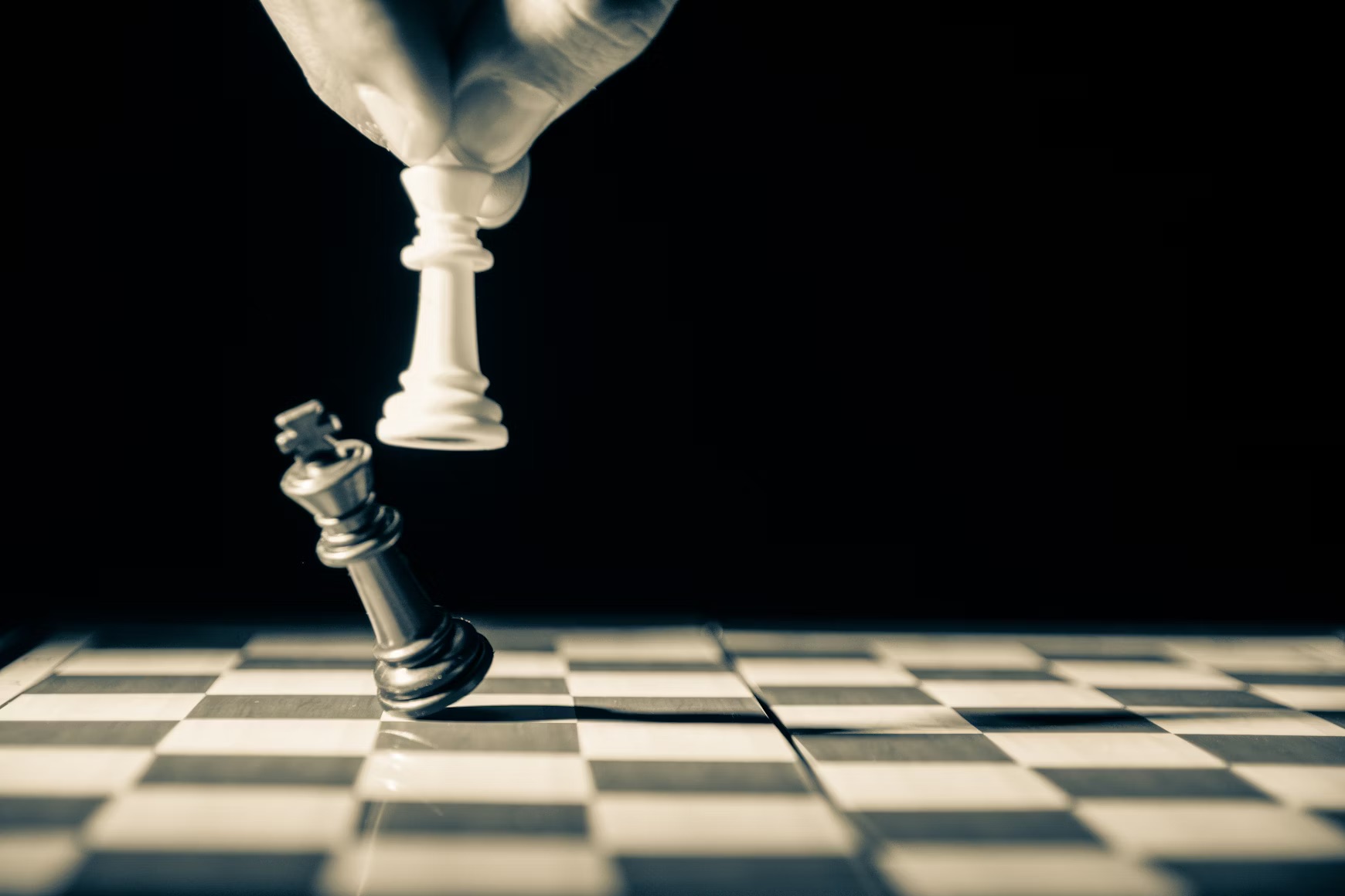 OpenAI Defeats Elon Musk’s Grok in AI Chess Tournament