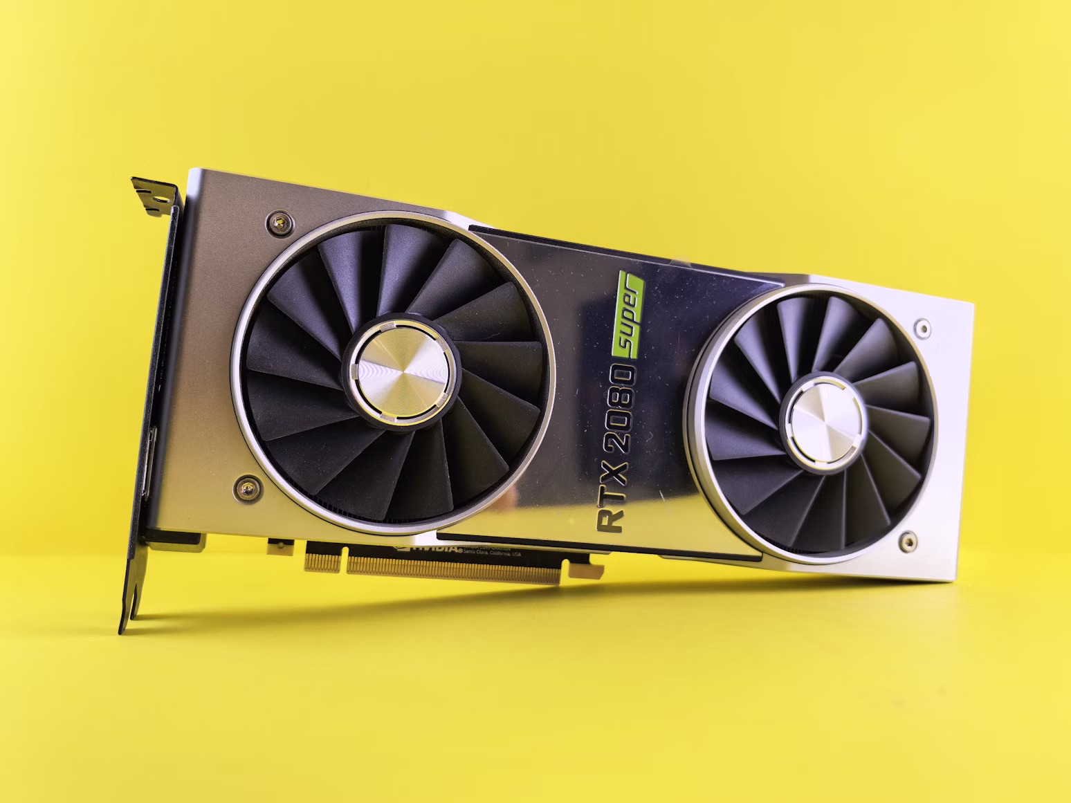 Nvidia Discussing With U.S. Officials Plan to Sell Advanced Chip to China, Huang Says