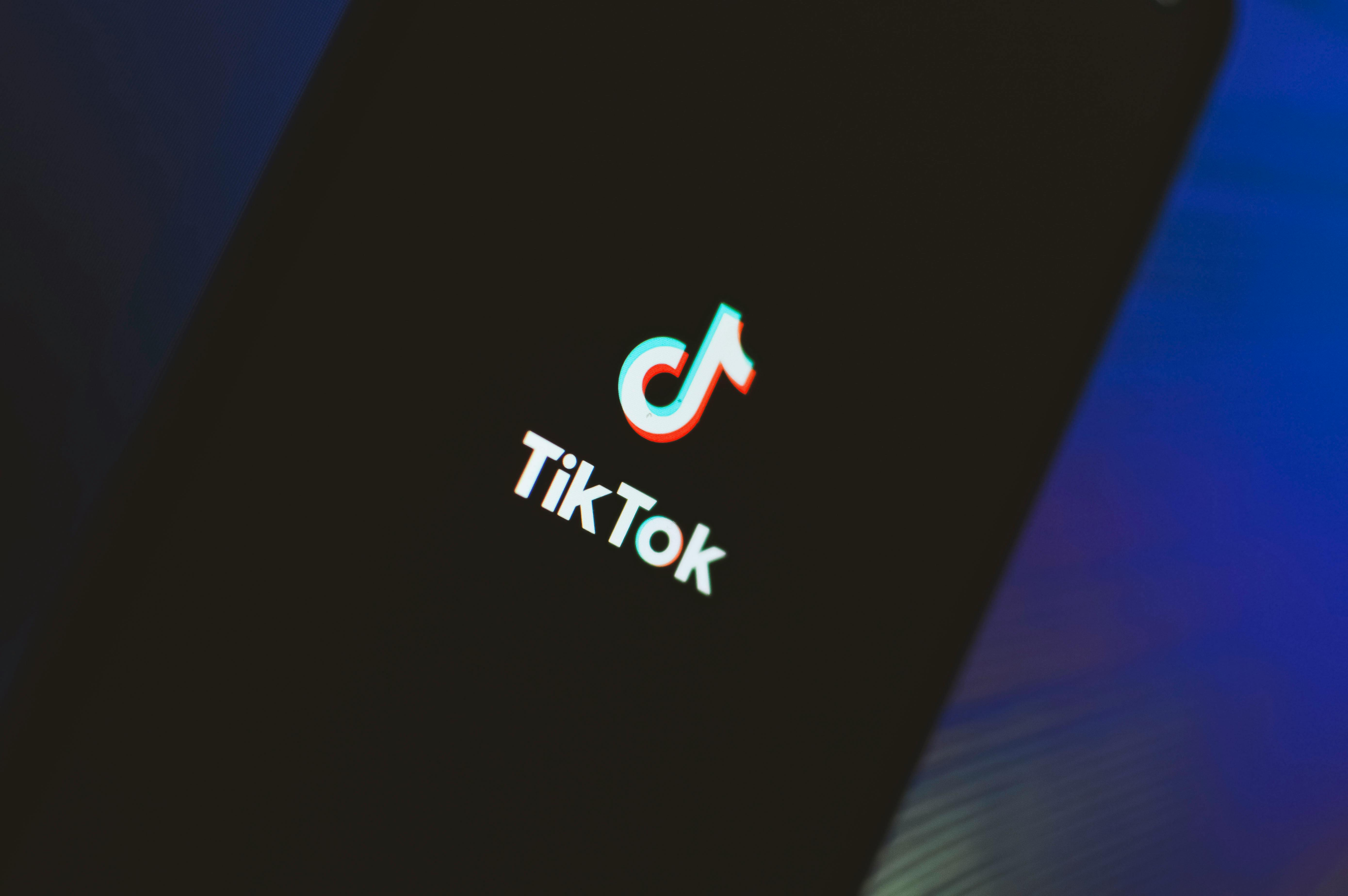 TikTok Introduces ‘Bulletin Board’ for One-to-Many Messages from Creators and Brands