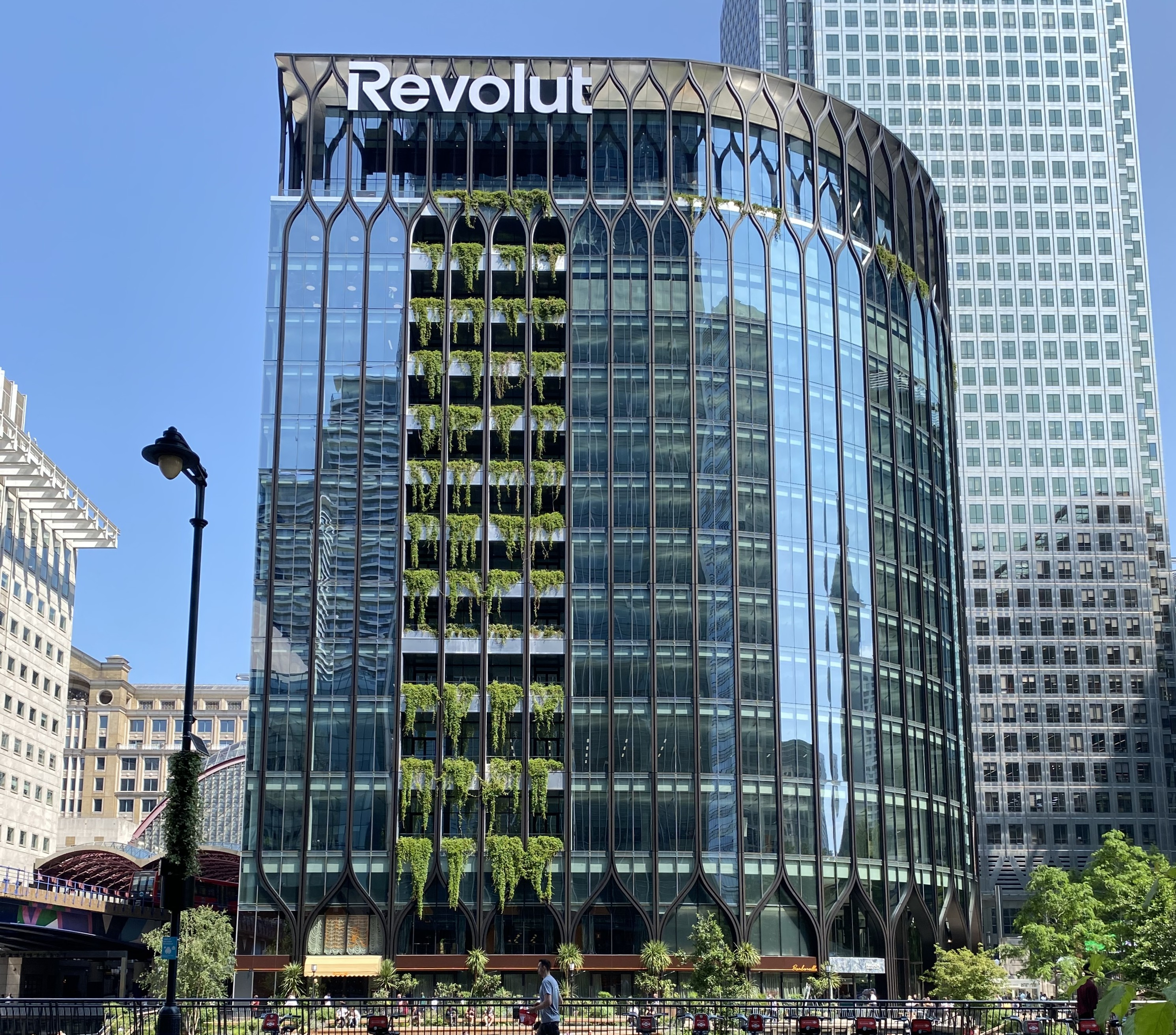 Revolut Hits $75B Valuation After New Investor Share Sale