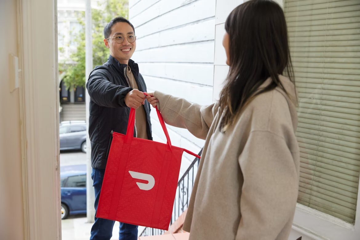 DoorDash Stock Falls 9% After Missing Earnings and Announcing Major Spending Plans