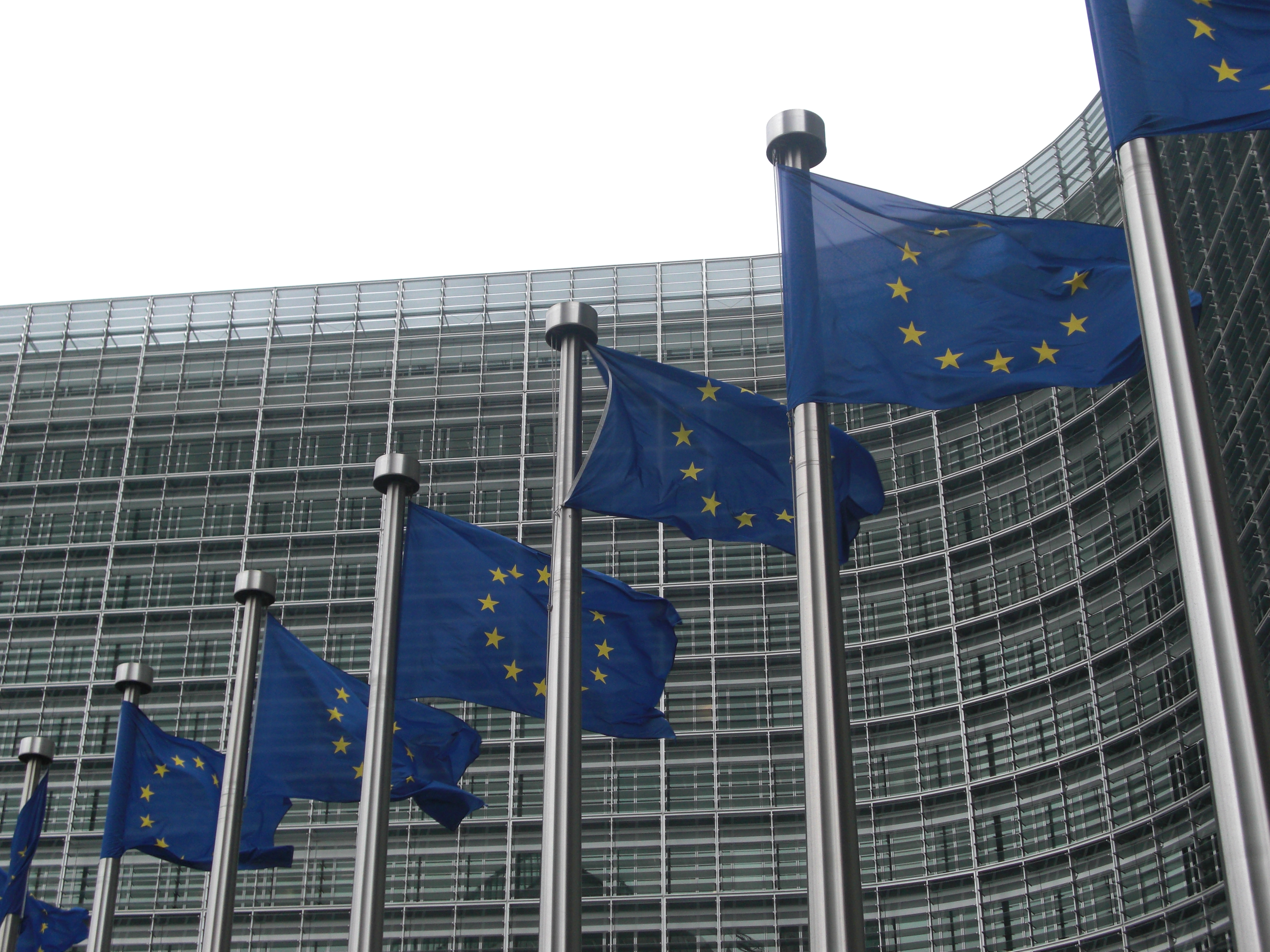 EU Weighs Binding Law to Remove Huawei and ZTE From Telecom Networks
