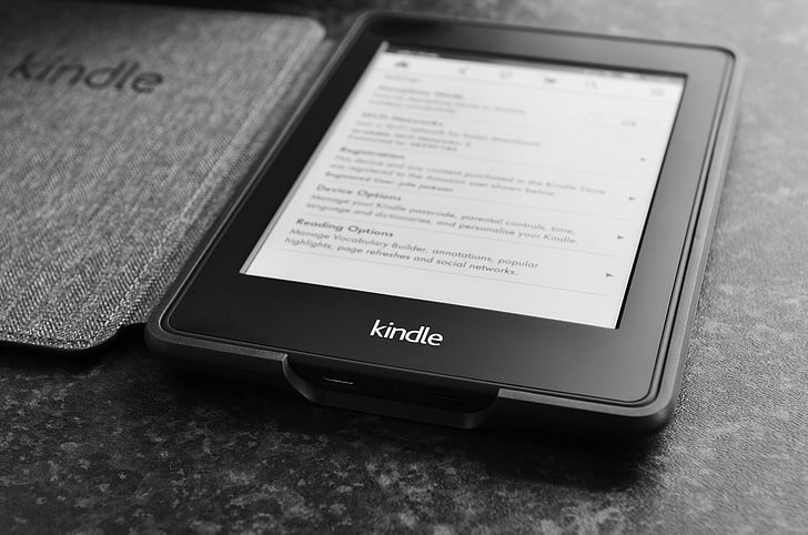 Amazon Gives Kindle Lineup a Major Redesign With Flush Displays and Lighter Bodies